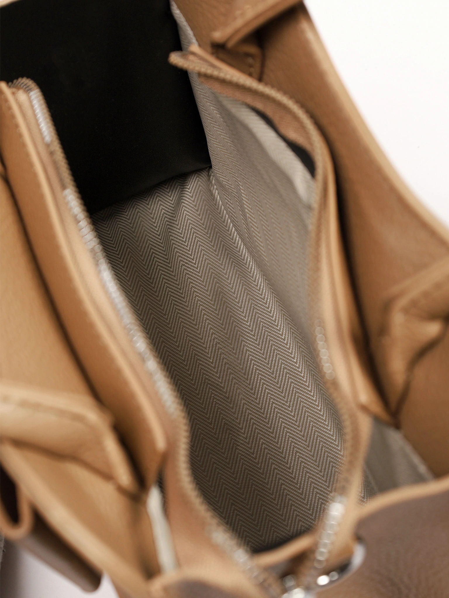 Сумка-тоут с бантом в ассортименте